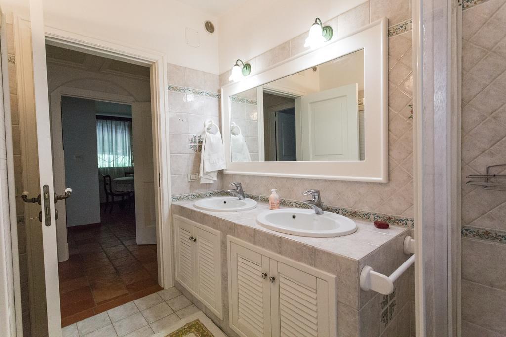 Villa Vetti Ugento Buitenkant foto