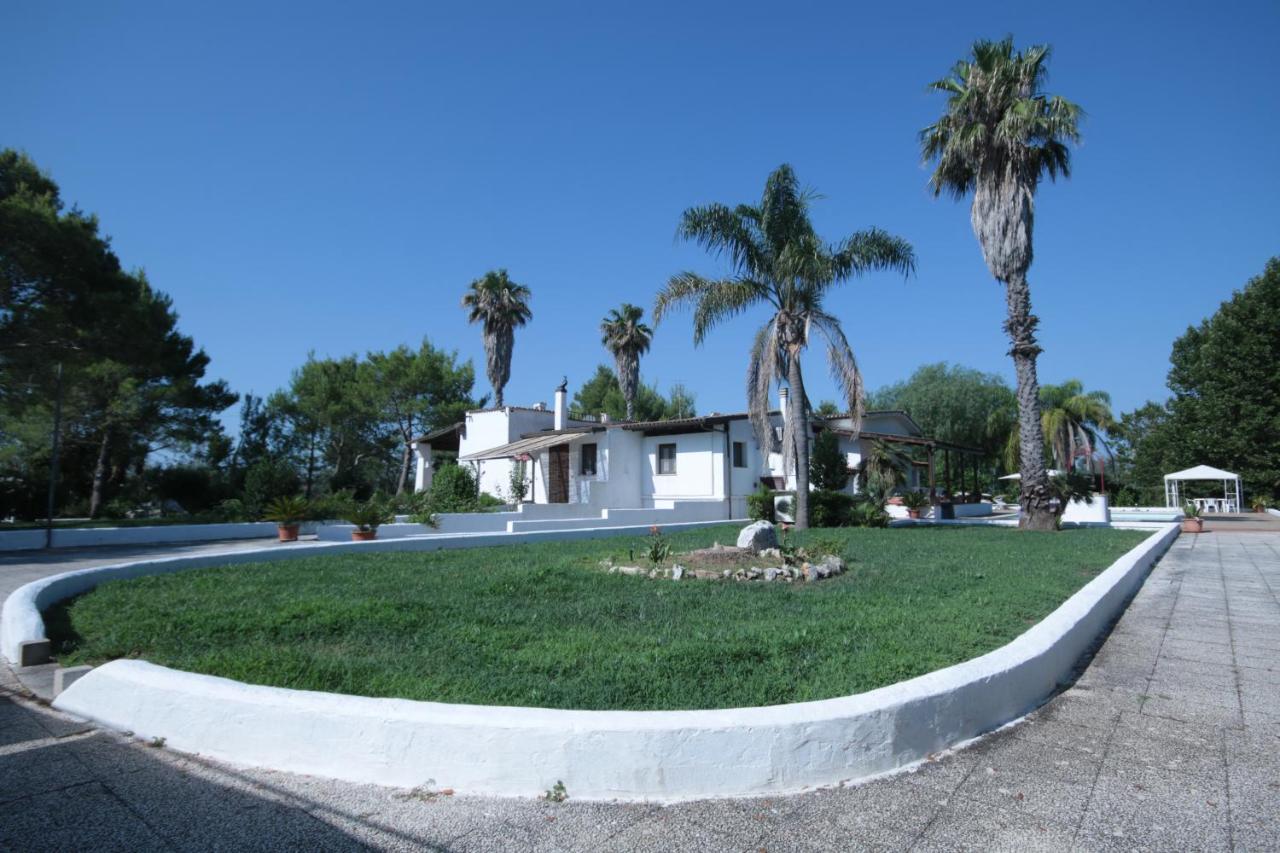 Villa Vetti Ugento Buitenkant foto