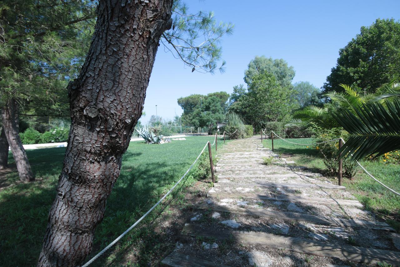Villa Vetti Ugento Buitenkant foto